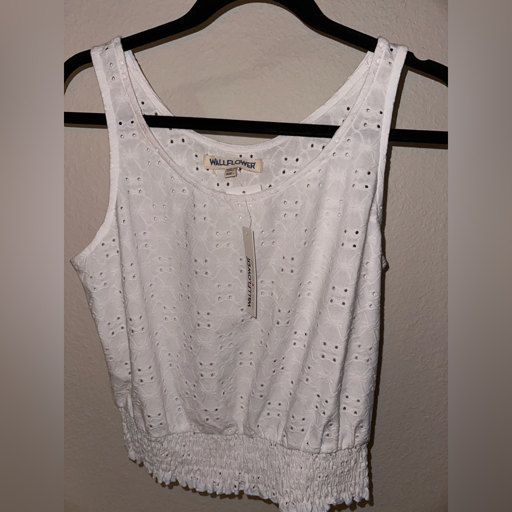 Floral Lace Tank 🤍